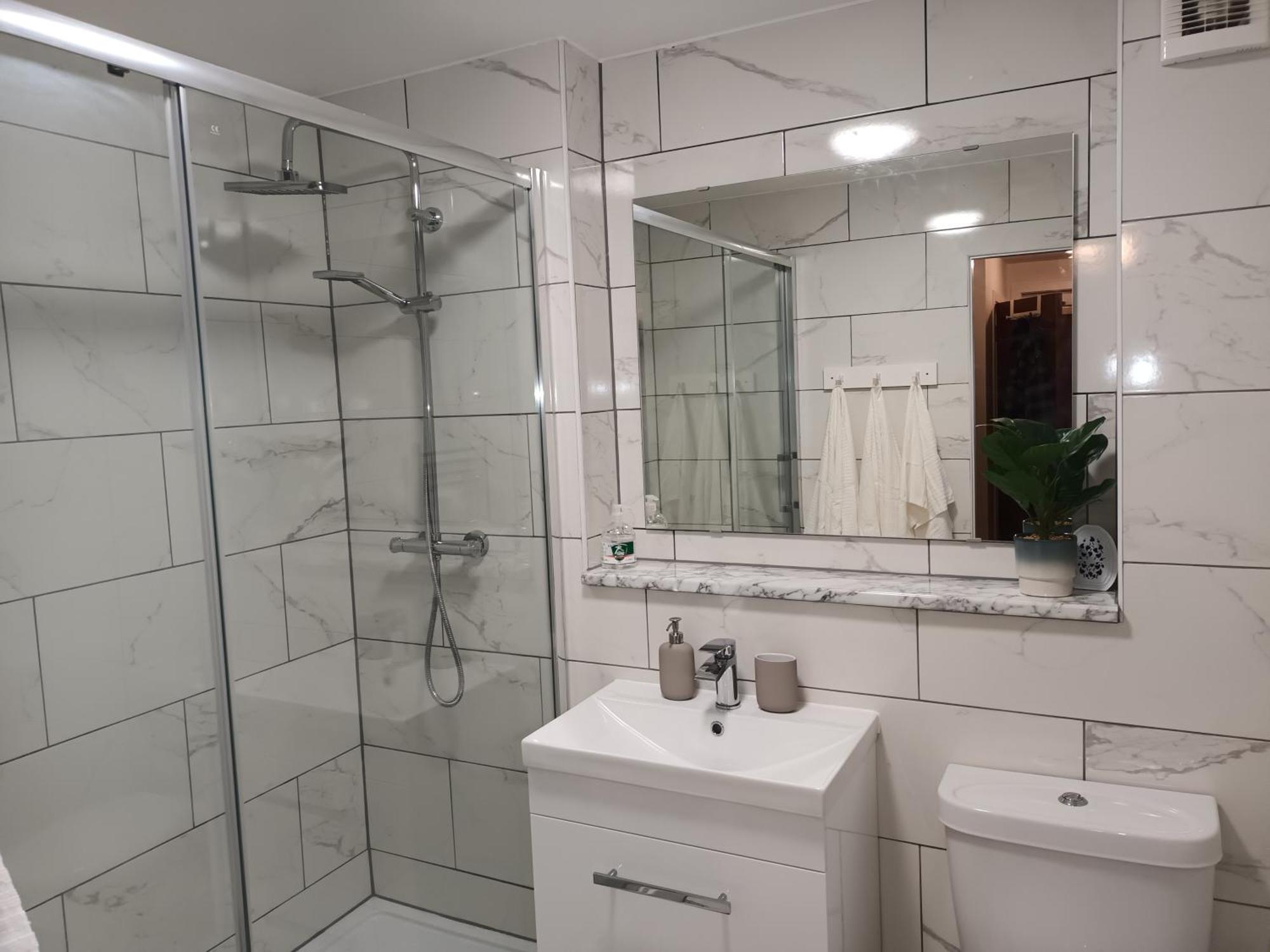 Spacious Elegant 2-Br Apartment In Aberdeen City Centre מראה חיצוני תמונה